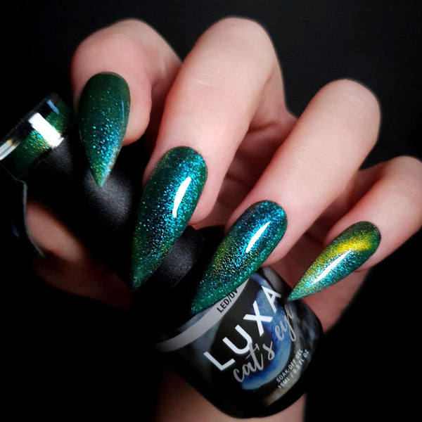 Cat's Eye Volume III LUXAPOLISH