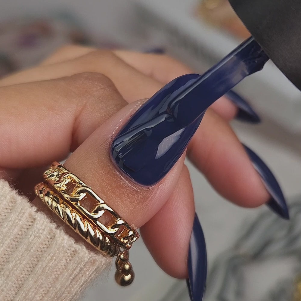 LUXA Gel Color Swatch Video - Denim Drab