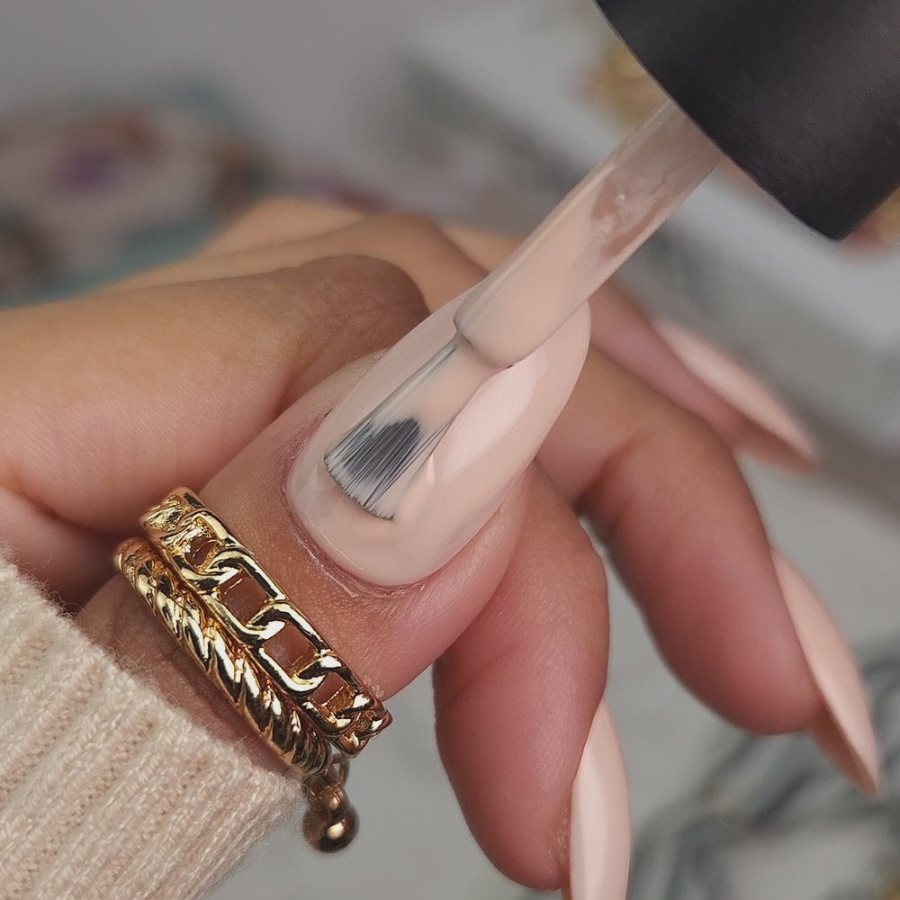 LUXA Gel Color Swatch Video - Vanilla Vogue