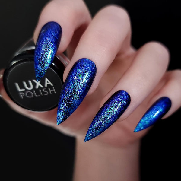 LUXA Shattered Flakes - Sirens - Hand