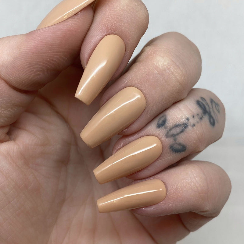 TOUCH OF NUDE